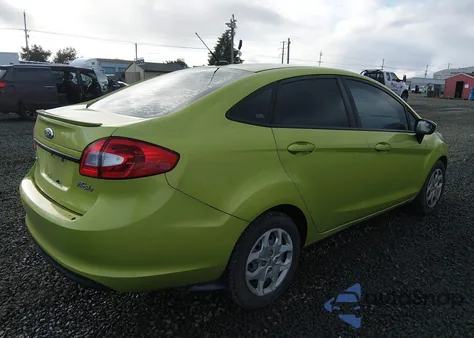 2013 Ford Fiesta Se z USA, uszkodzony, nr VIN 3FADP4BJ0DM142741
